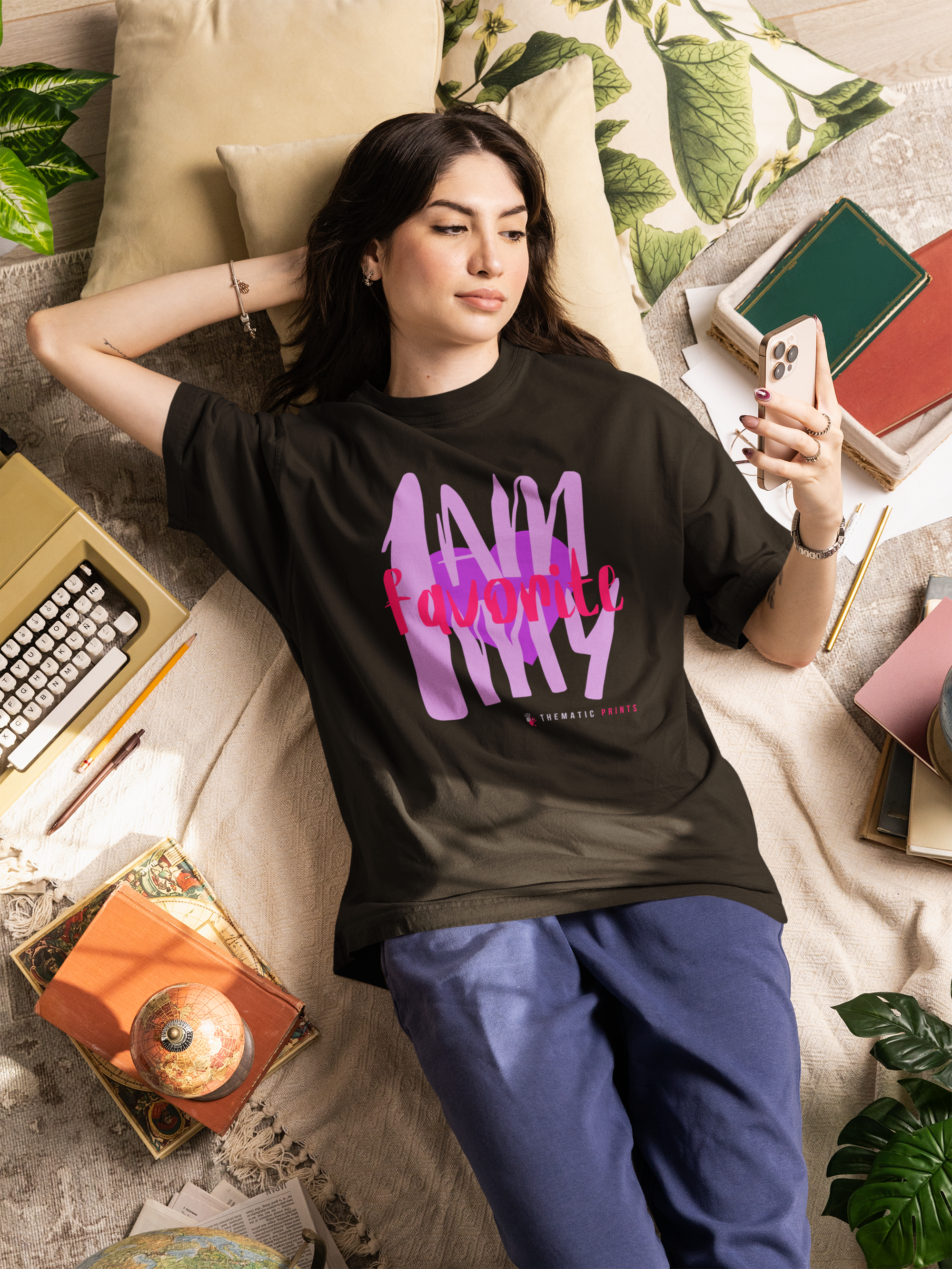Self Love Typography Women's Oversized T-Shirt - I am my favorite