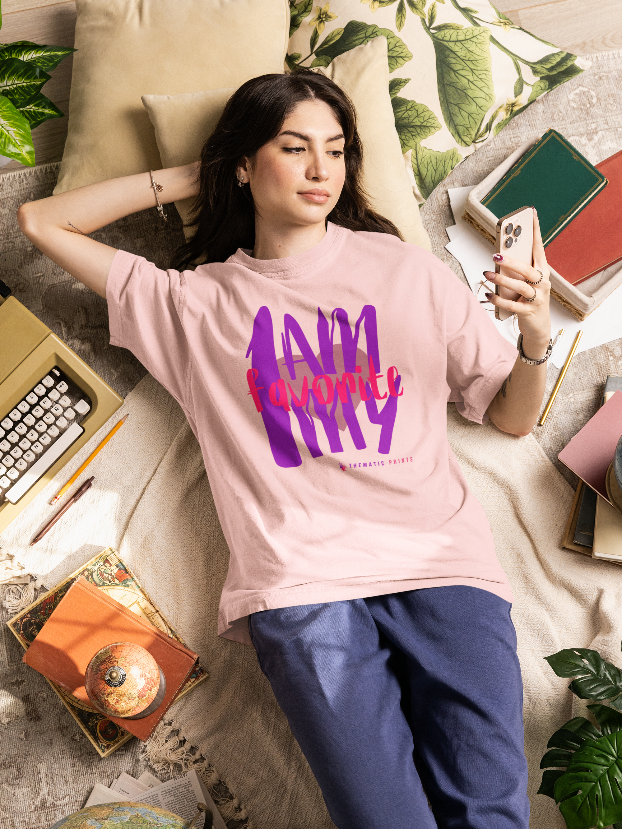 Self Love Typography Women's Oversized T-Shirt - I am my favorite