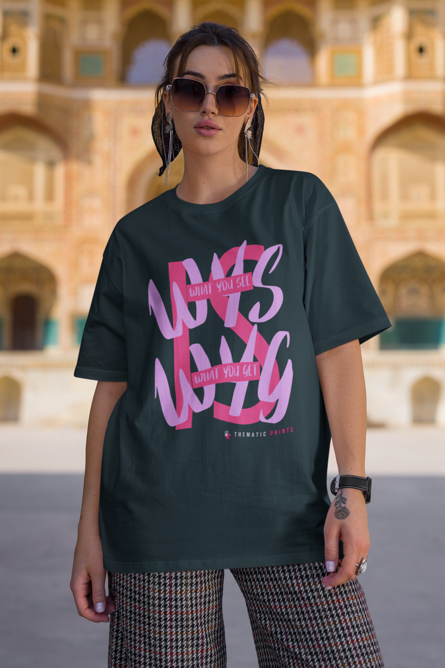 WYSIWYG Typography Unisex Oversized T-Shirt - What You See Is What You Get Self Expression Tee