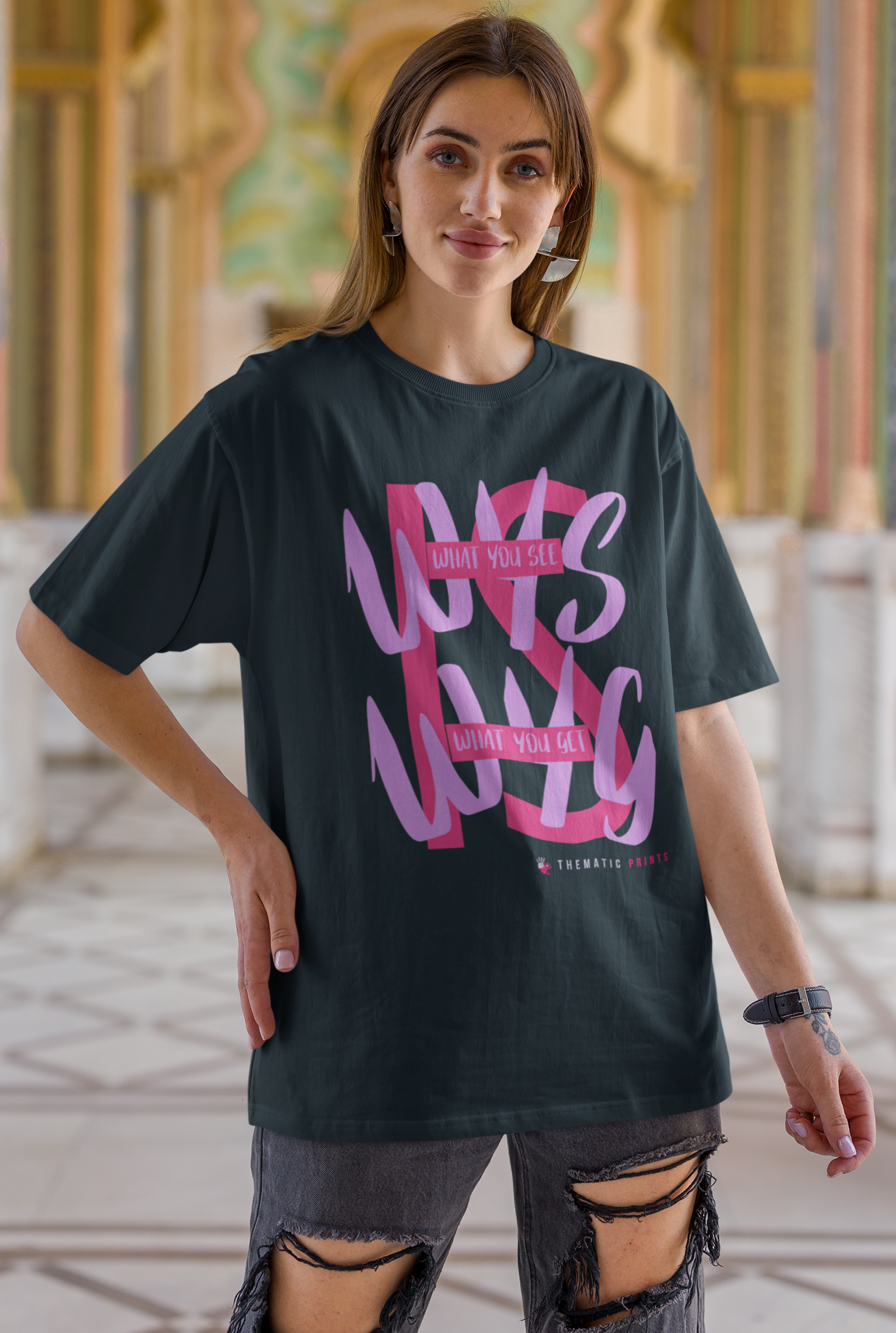 WYSIWYG Typography Unisex Oversized T-Shirt - What You See Is What You Get Self Expression Tee