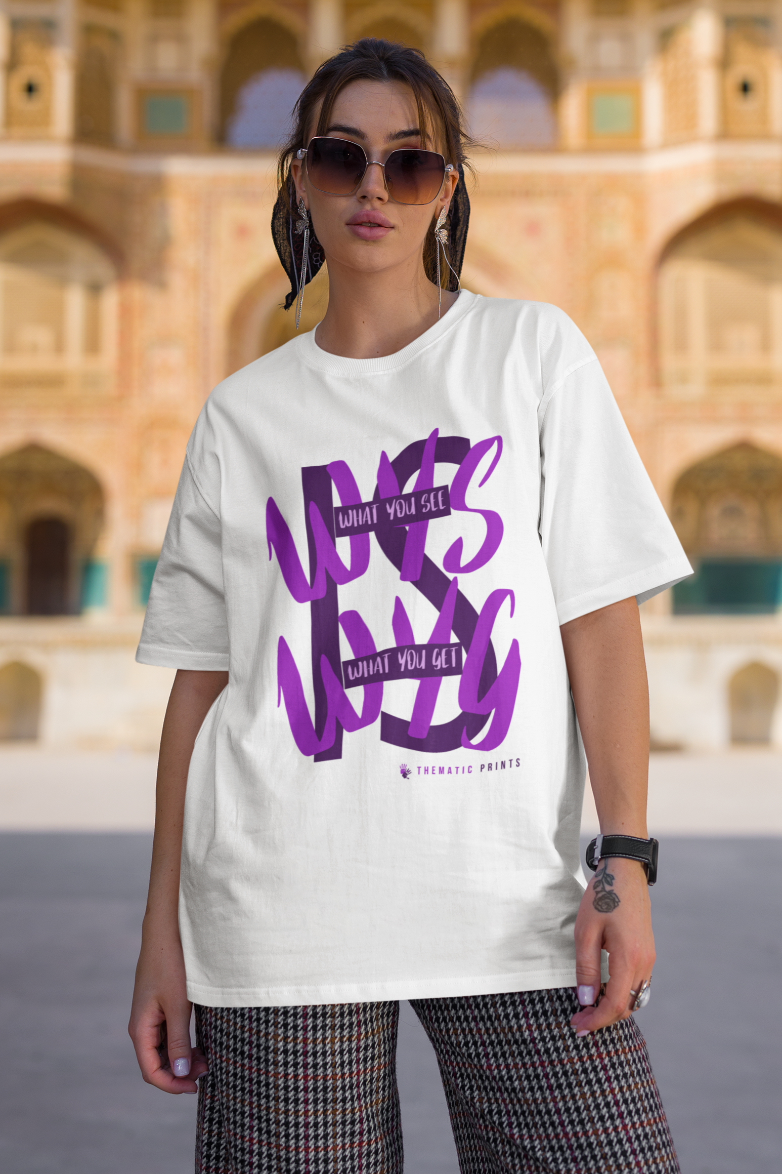 WYSIWYG Typography Unisex Oversized T-Shirt - What You See Is What You Get Self Expression Tee